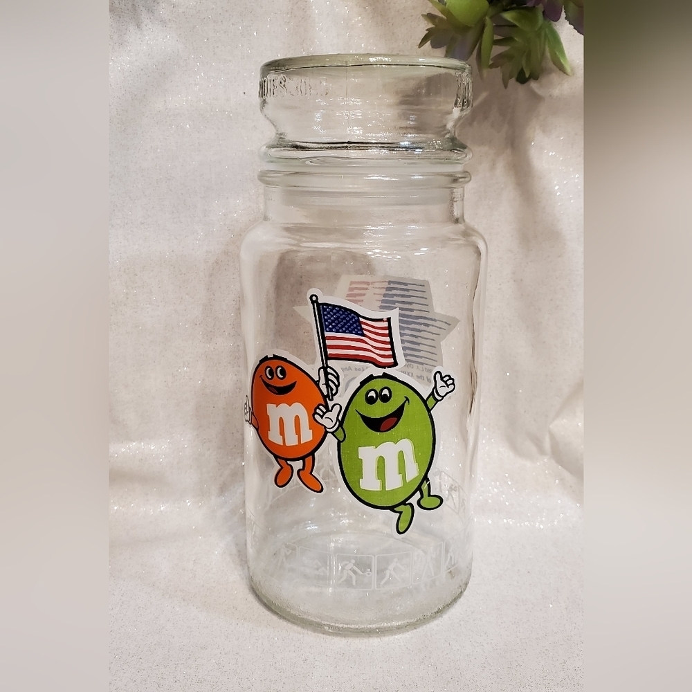 Vintage 1980 M&M's Los Angeles Olympic Games Glass Jar/Canister with Seal Lid